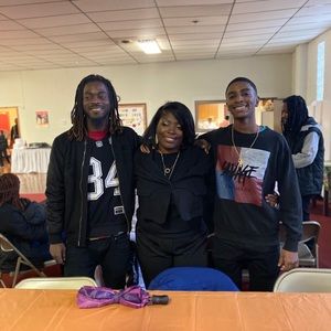 Meet your Posher, Isaiah